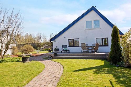Hollviken House | Cozy house on the outskirts of Höllviken