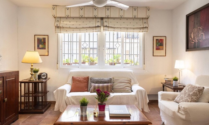 Zaidin Villa | Cozy house with courtyard in the heart of Granada