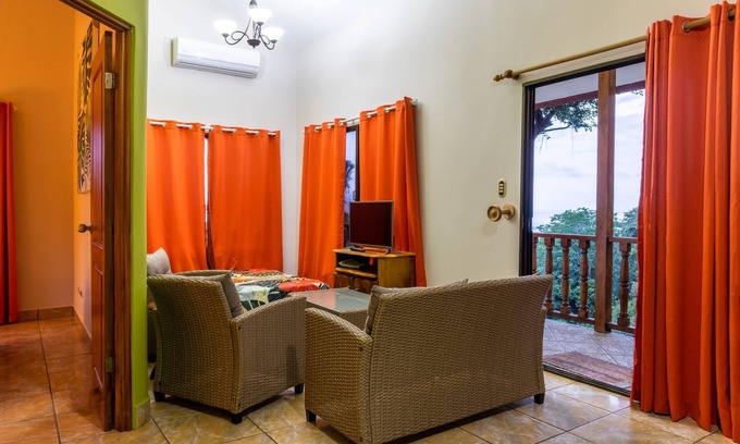 Esterillos Apartment | Cozy Iguana Apartmentos 3