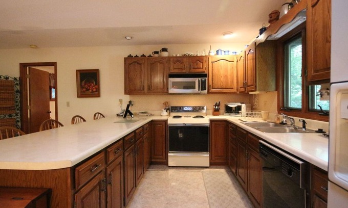 Brevard House | Cozy in Connestee Falls, Pet Friendly