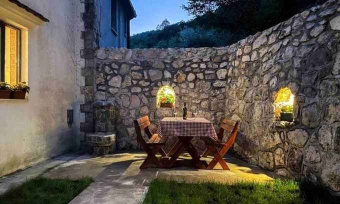 Karuc House | Cozy Karuc Home