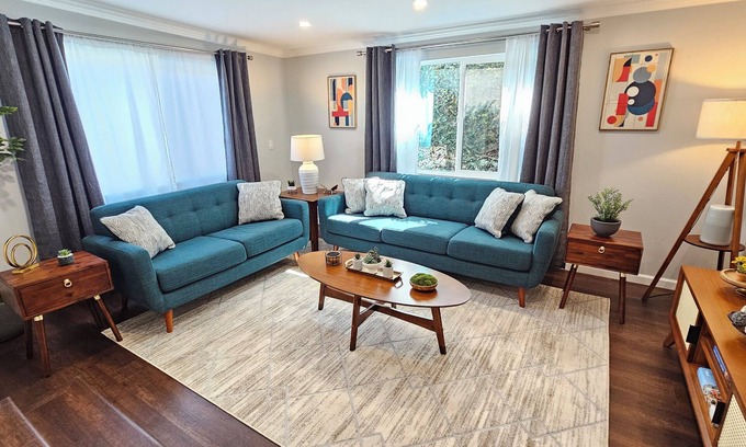 Los Angeles House | Cozy LA Living