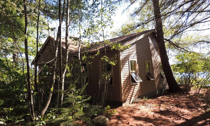 Moultonborough Cottage | Cozy Lake Winnipesaukee Camp on Braun Bay with spectacular views