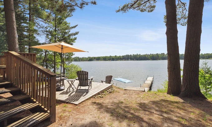 Lewiston Cabin | Cozy Lakefront Cabin in Lewiston – Perfect for Fall & Winter Getaways