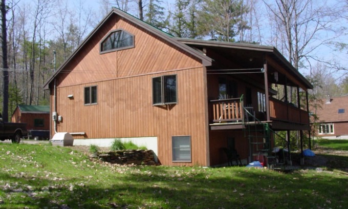 Readfield House | Cozy Lakefront Cottage on Beautiful Maranacook Lake, available starting 6/24/17
