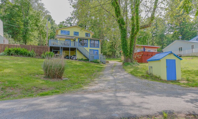 Hiwassee House | Cozy lakefront retreat with private dock, scenic views, updated interiors and serene outdoor seating