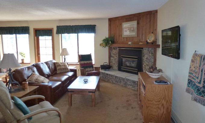 Wildernest Condo | Cozy, Large Condo Adjacent to National Forest