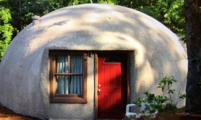 Slater Cottage | Cozy little Dome home in Greenville SC