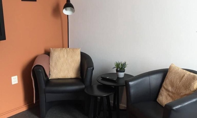 Westkapelle Apartment | Cozy living room for 2 people. with separate kitchen.