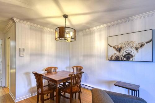 Piedmont Apartment | Cozy Loft in the Heart of Saint-Sauveur Village