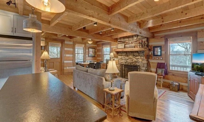 Zionville Cabin | Cozy Log Cabin, Mountain views, HOT TUB, & Fire Pit- accepting renters!