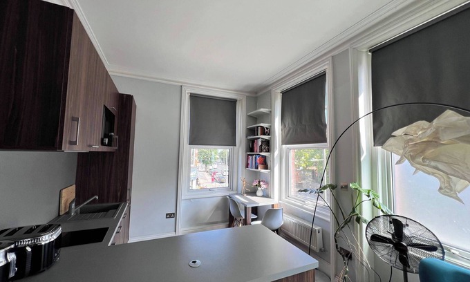 Fortis Green Apartment | Cozy London Apartment With Great Location