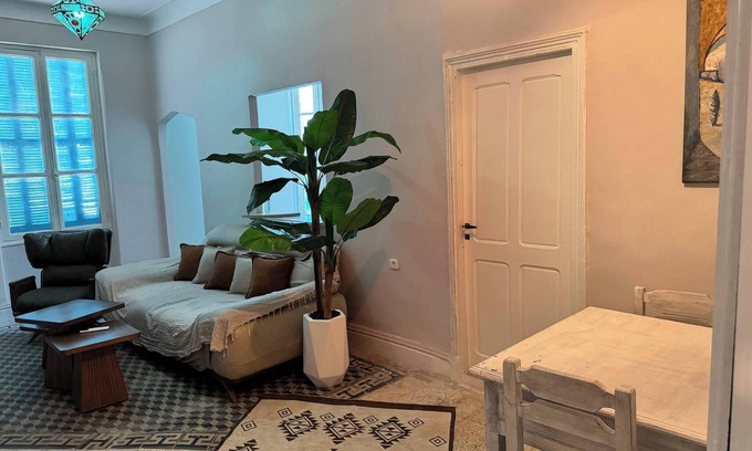 Bab Bhar Apartment | Cozy luxury apartment in the heart of Tunis