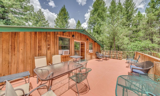 Cloudcroft House | Cozy Mountaintop Retreat < 6 Mi to Ski Cloudcroft!