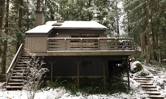 Glacier House | Cozy Mt Baker SnowLine Cabin