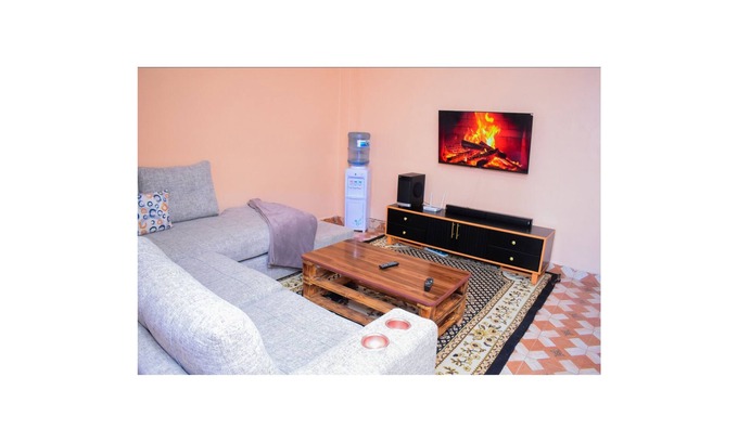 Naivasha Apartment | Cozy Naivasha Apartment with Mountain Views