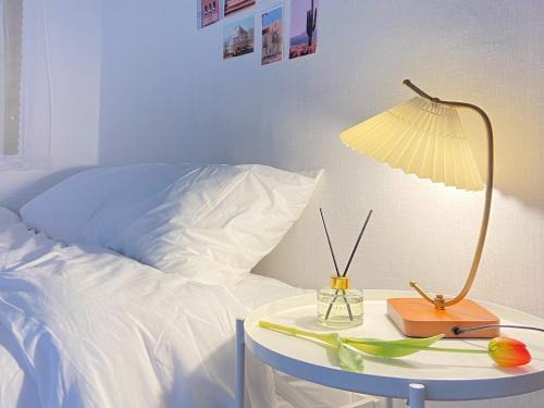 Gwanak-gu Apartment | Cozy Netflix Property