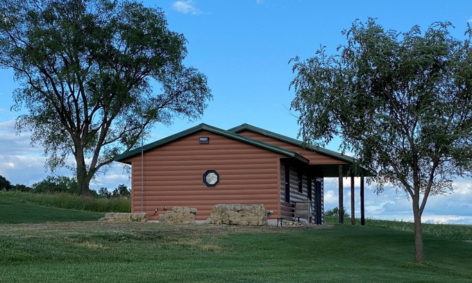 Westby Cabin | Cozy Newly Built Cabin with Scenic Views