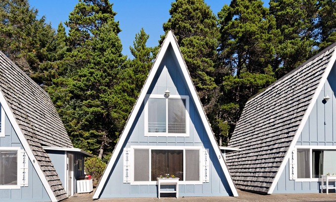 Otter Rock Ski Chalet | Cozy Oceanfront A-Frame Chalet with WiFi & Terrific Views