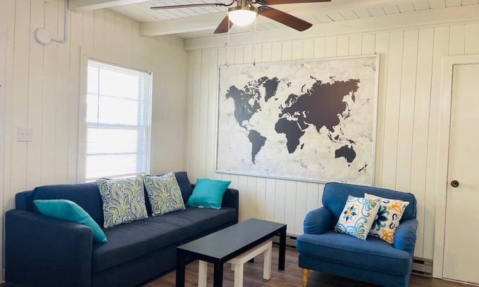 Crescent Beach Apartment | Cozy one bedroom across from the beach #2