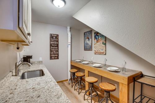 Ouray House | Cozy Ouray Home, Steps to Riverwalk Trail!