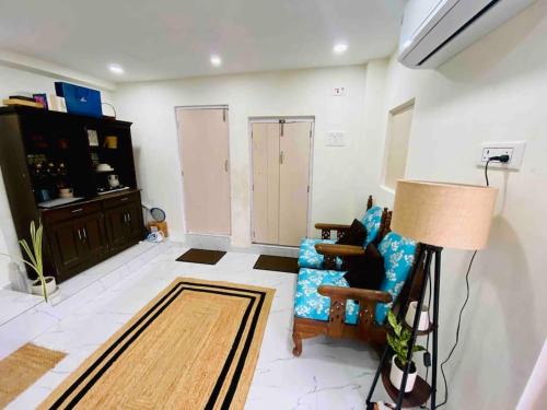 Kolkata Apartment | Cozy & Peaceful Urban Space!