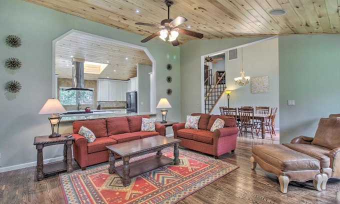 Pinetop House | Cozy Pinetop Retreat with Yard and Heated Gazebo!