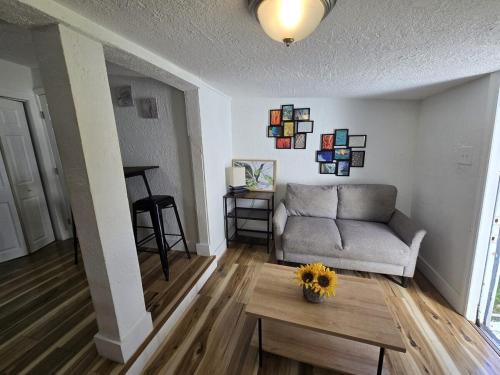 Little Haiti Apartment | Cozy Place Near Design District - 7