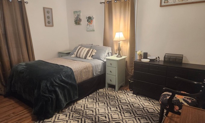 Winston - Salem House | Cozy private bedroom in Winston-Salem with WiFi, AC