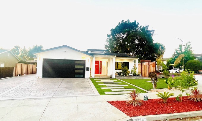 East San Jose House | Cozy Private Entrance -bedroom house with AC Silicon Valley in charming San Jose