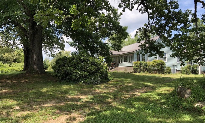 Cleveland House | Cozy, private, fully restored 2300 SF farmhouse with adjoining acreage