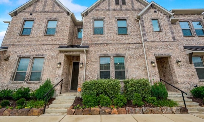 Frisco House | Cozy Private room + bathroom with Queen Bed in Frisco - Close to PGA & The Star