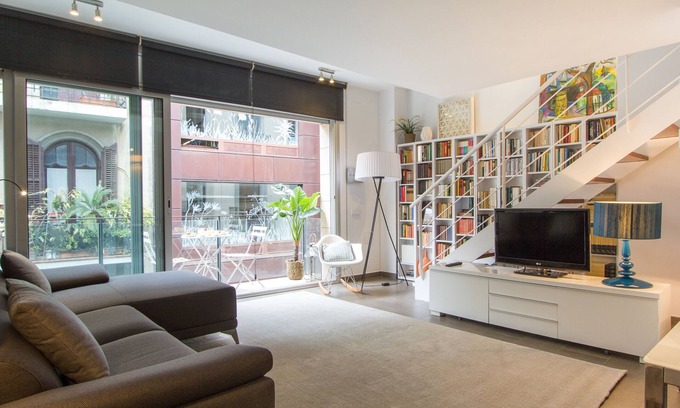 la Vila de Gracia Apartment | Cozy quite penthouse next to paseo de gracia