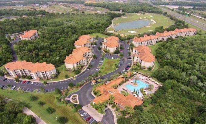 Four Corners Condo | COZY RESORT CONDO NEAR TOP ATTRACTIONS IN ORLANDO