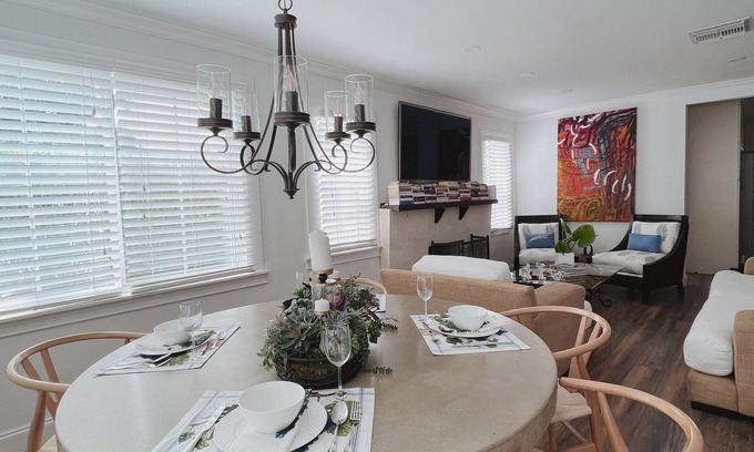 Poiciana Park II Villa | Cozy retreat in downtown West Palm Beach
