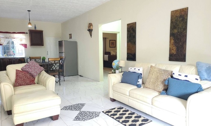 Ocho Rios House | Cozy retreat just five min from downtown Ocho rios/beaches