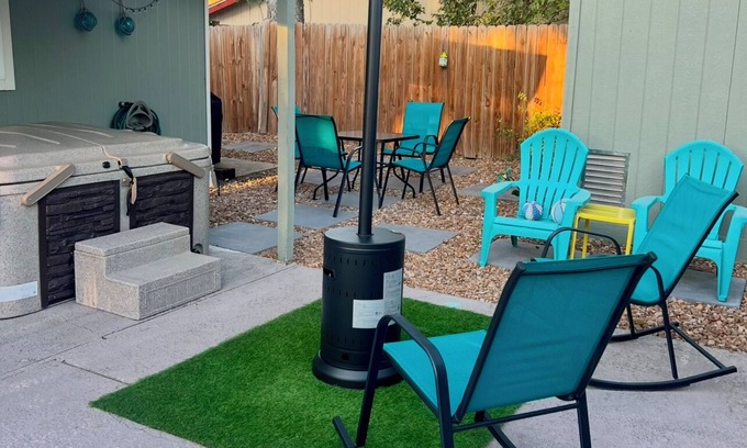 San Antonio House | Cozy Retreat New Hot Tub Lackland SeaWorld SixFlags Riverwalk
