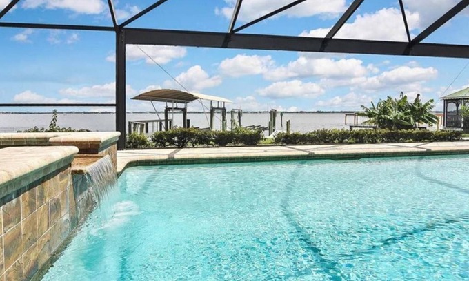 Caloosahatchee House | Cozy riverfront home w/panoramic views, private pool/spa & dock!