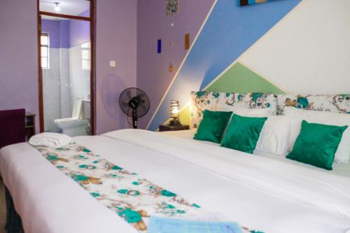 Mlolongo Apartment | Cozy Rooms JKIA - 3 Bedroom With 5 Beds, 2Baths