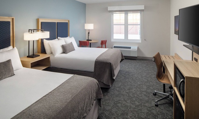 Orono Hotel | Cozy Rooms & Modern Amenities inside UMaine - Orono Campus! Parking