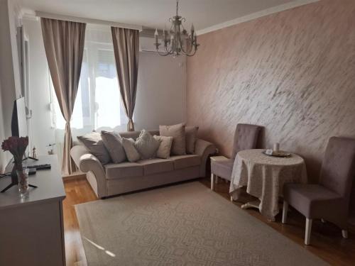 Petrovaradin Apartment | Cozy