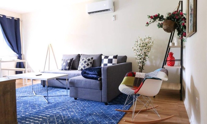 Ann Arbor House | Cozy Secluded *A2 North Side* 2BR