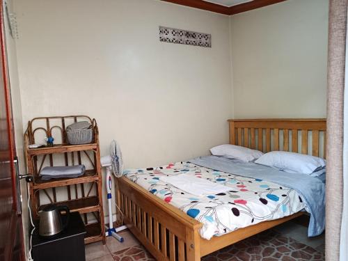 Kampala Apartment | Cozy Self-contained Room - Najja