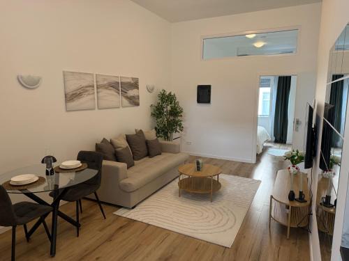 Postel Apartment | Cozy South-Up