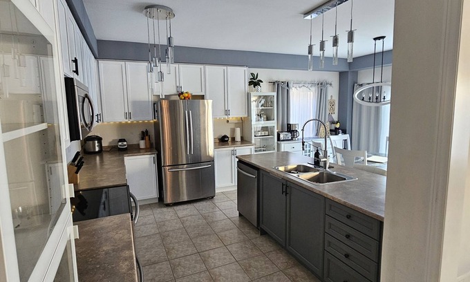 Angus House | Cozy Spacious Family Home