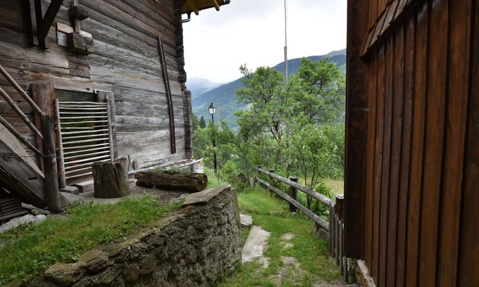 Grengiols House | Cozy Stay Near Aletsch