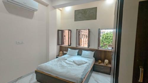 Pink City Apartment | Cozy Stays by The Pink Nest