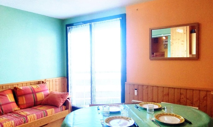Prapoutel Apartment | Cozy studio 200m from slopes with balcony and TV - No pets allowed