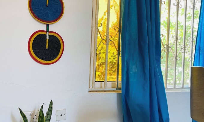 Labadi Apartment | Cozy studio apartment 5mins from the Beach! Pet-friendly