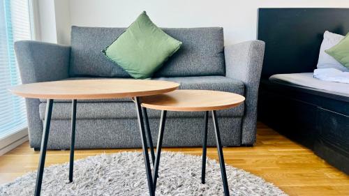 Vantaa Apartment | Cozy studio apartment 6 mins by Train to Airport